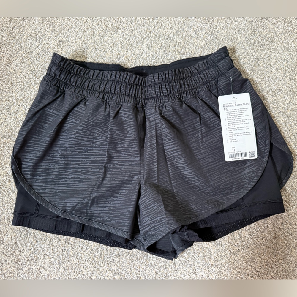 NWT LULULEMON Bootcamp Ready
Short Size 12